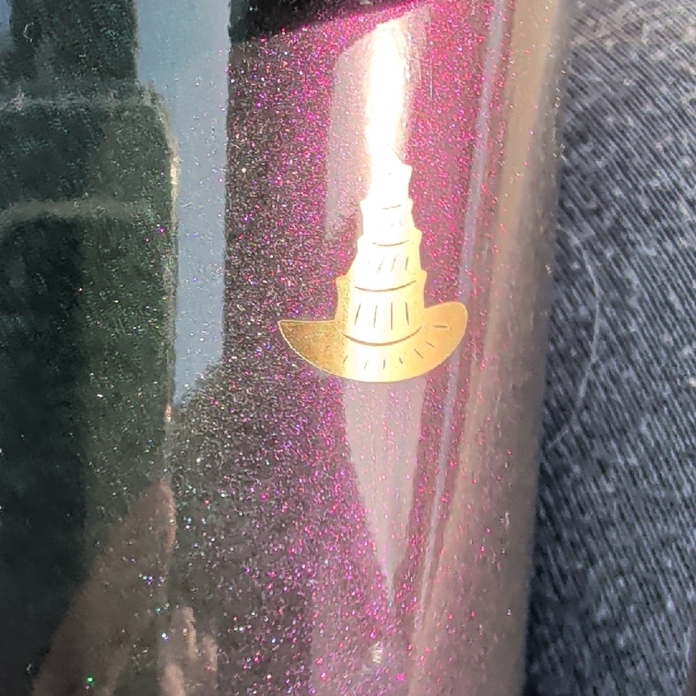 Stanley Iridescent Black-to-Purple Travel With Elphaba's Hat Straw Topper - Picture 6 of 10